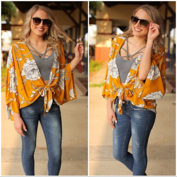 LAST ONE! Mustard Floral Tie Front Tunic - Picture 4 of 4